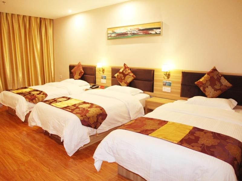 Greentree Alliance Yichang East Yichang Station Hotel Eksteriør bilde