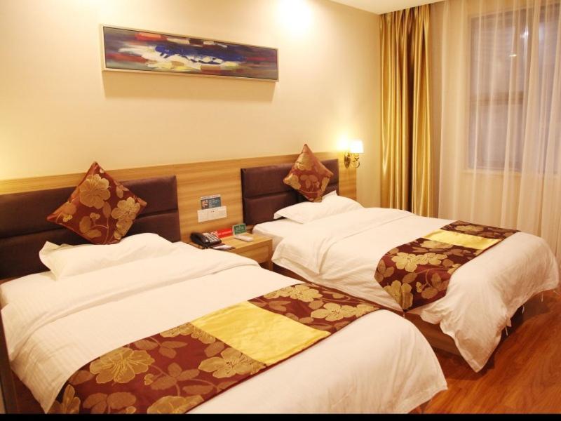 Greentree Alliance Yichang East Yichang Station Hotel Eksteriør bilde