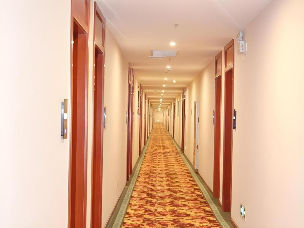 Greentree Alliance Yichang East Yichang Station Hotel Eksteriør bilde