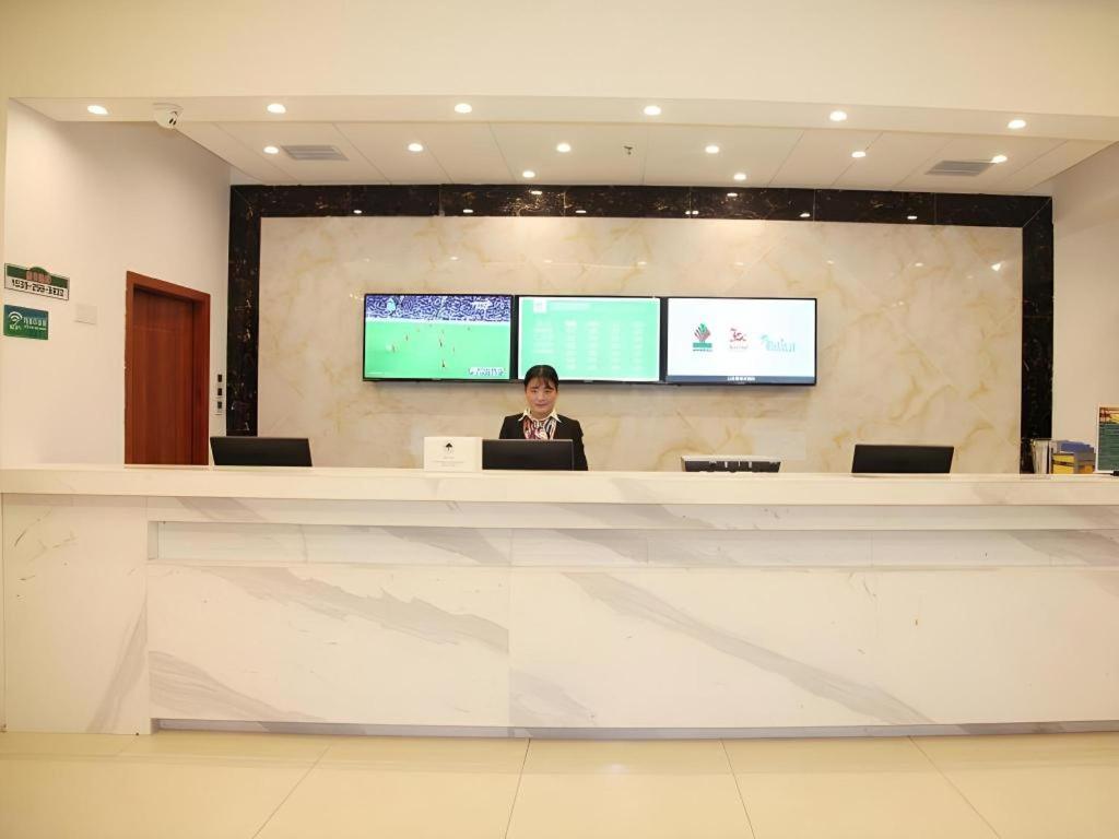 Greentree Alliance Yichang East Yichang Station Hotel Eksteriør bilde