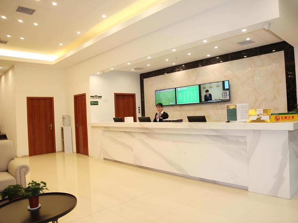 Greentree Alliance Yichang East Yichang Station Hotel Eksteriør bilde