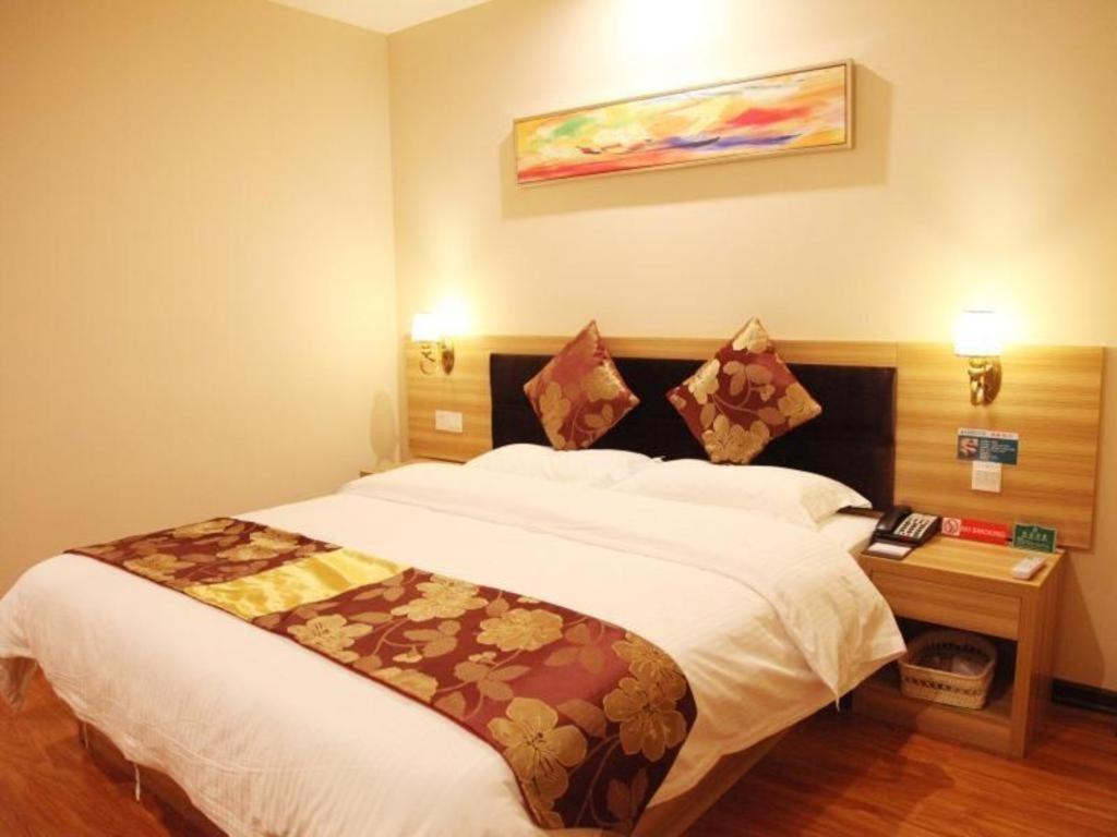 Greentree Alliance Yichang East Yichang Station Hotel Eksteriør bilde