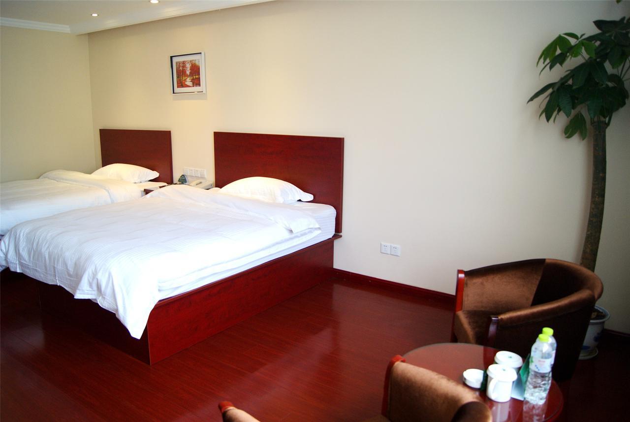 Greentree Alliance Yichang East Yichang Station Hotel Eksteriør bilde