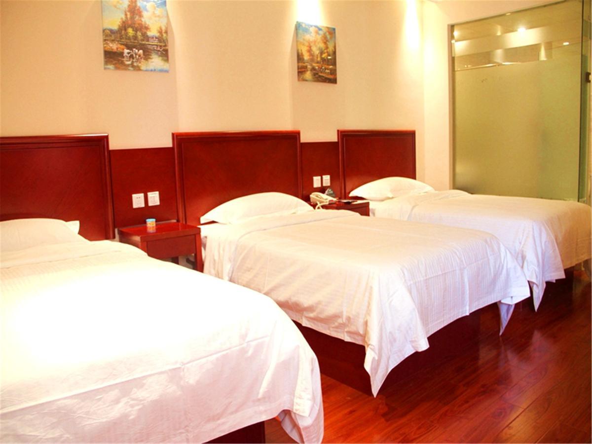Greentree Alliance Yichang East Yichang Station Hotel Eksteriør bilde