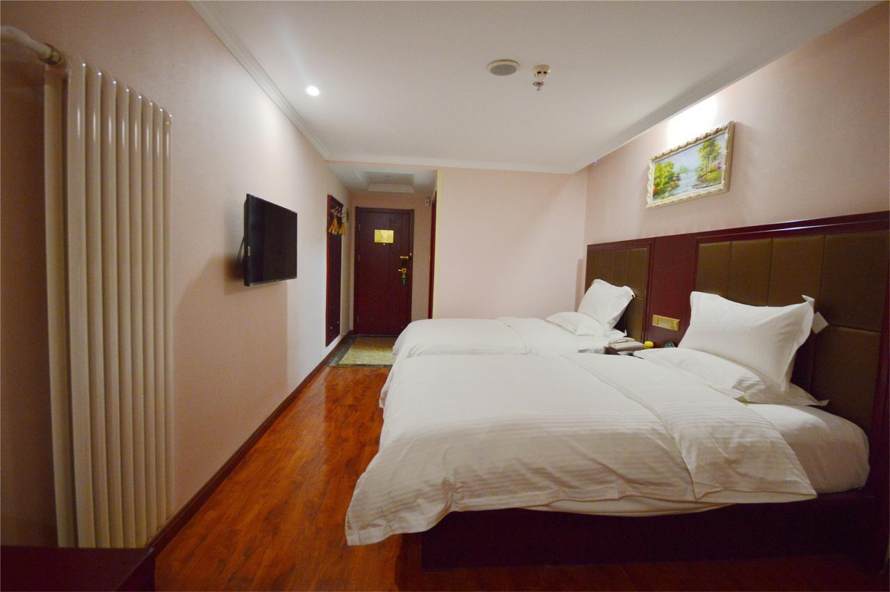 Greentree Alliance Yichang East Yichang Station Hotel Eksteriør bilde