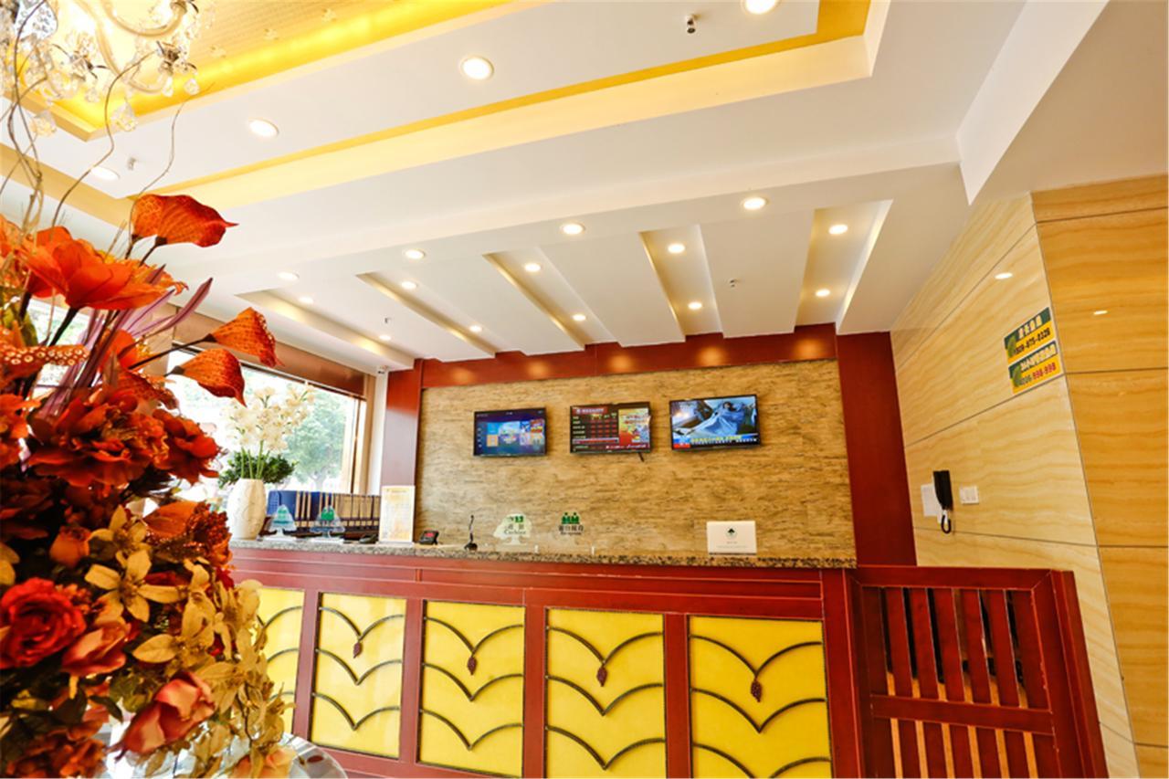 Greentree Alliance Yichang East Yichang Station Hotel Eksteriør bilde